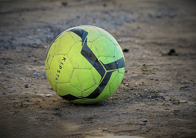 在與球員建 在與球員建